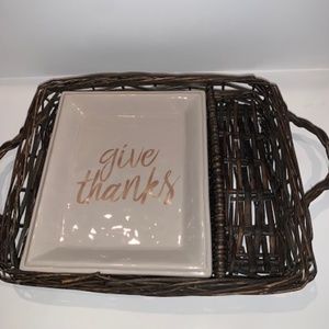 Grasslands Road Cheese and Cracker Tray